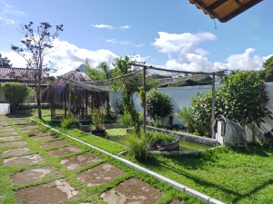 Sitio com 2.400m² com 3 suítes, Condado